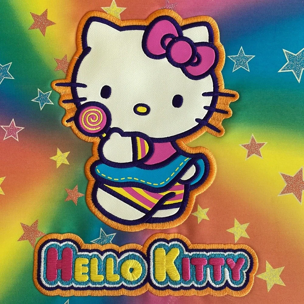 Hello Kitty Suitcase - Picture 12 of 16